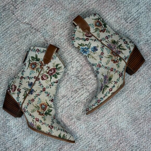 Demi Floral Tapestry Boots 8.5 - Picture 1 of 5